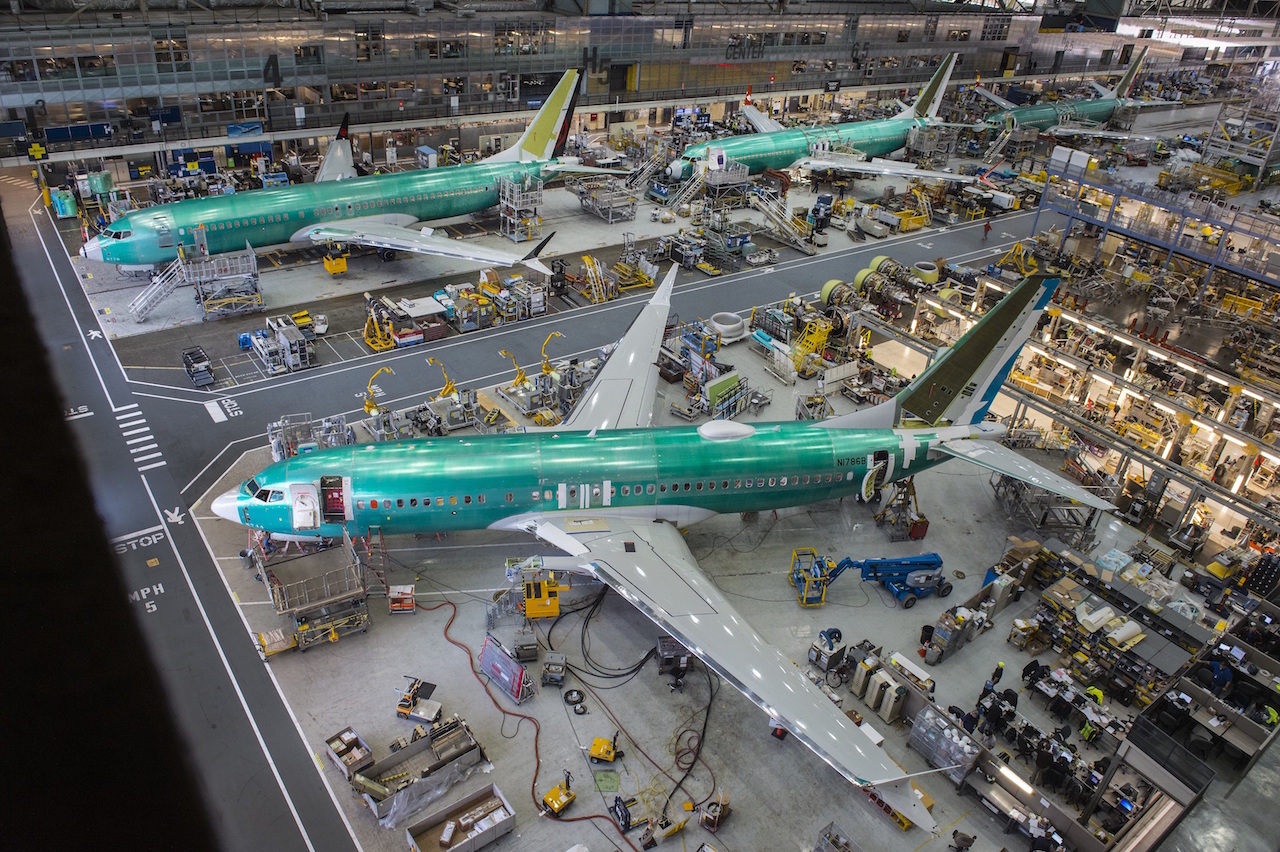 Editor’s Comment: Boeing pushes through and remains focused