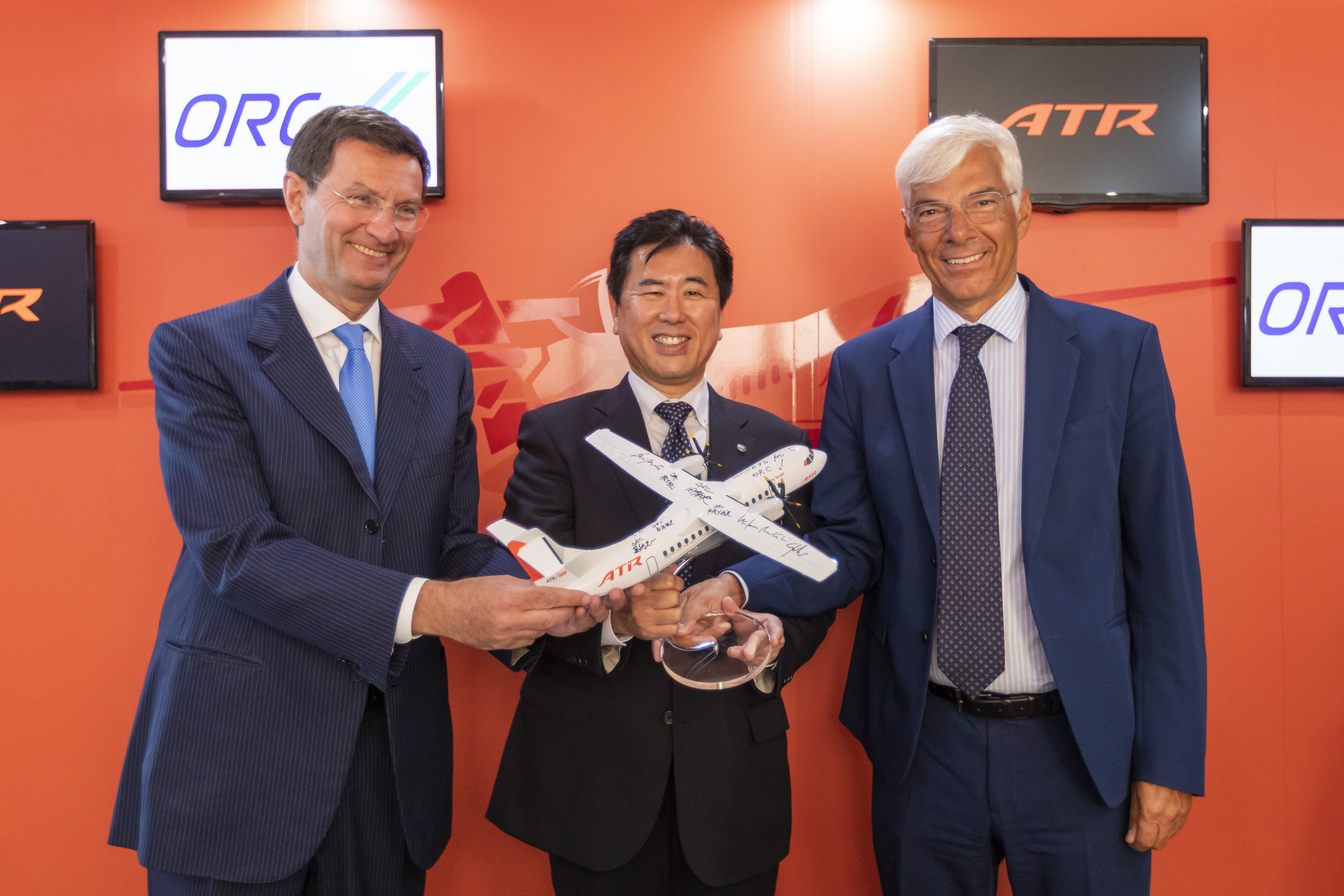 FIA2022: Japanese regional airline ORC signs for an ATR 42-600