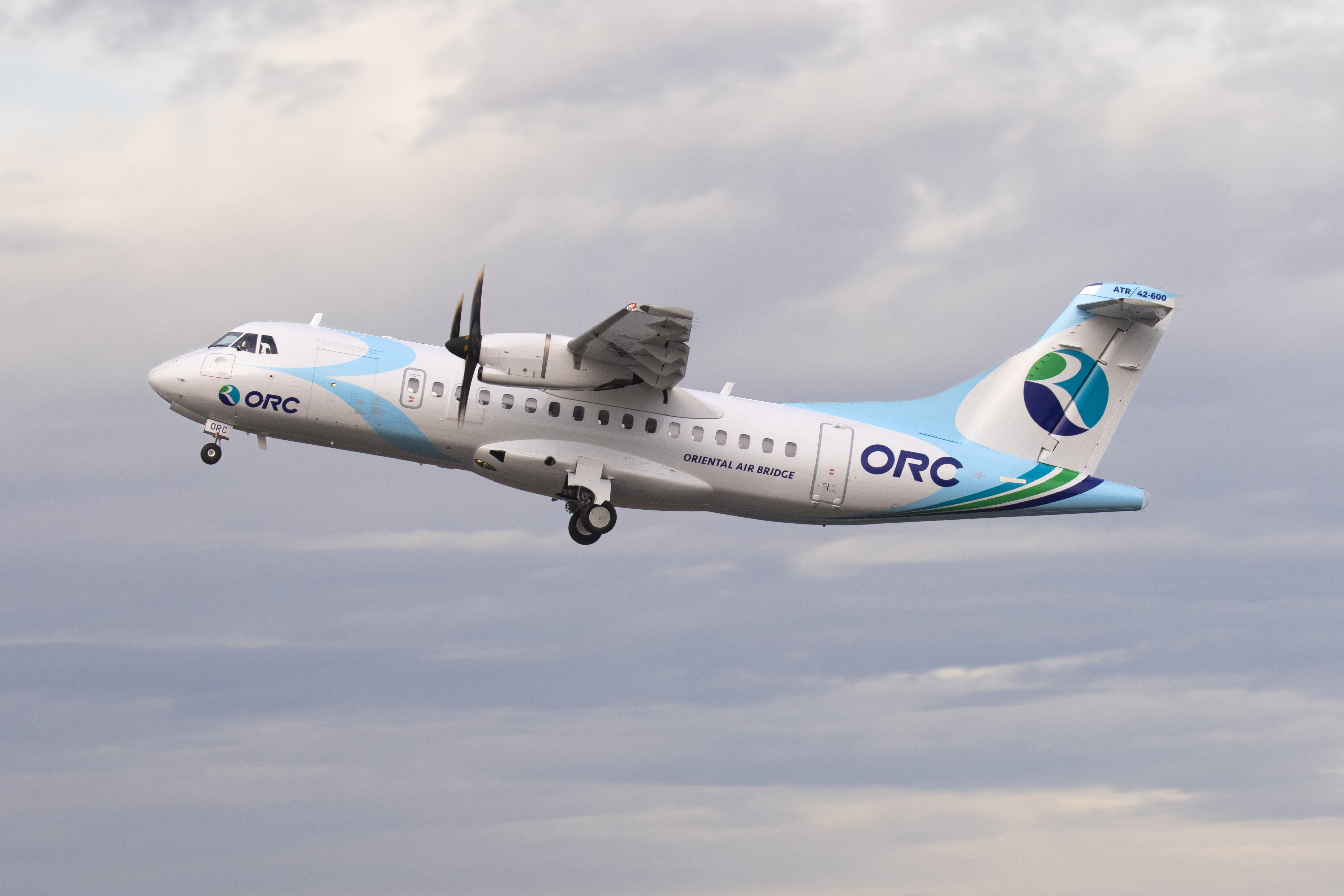 Oriental Air Bridge receives first ATR 42-600