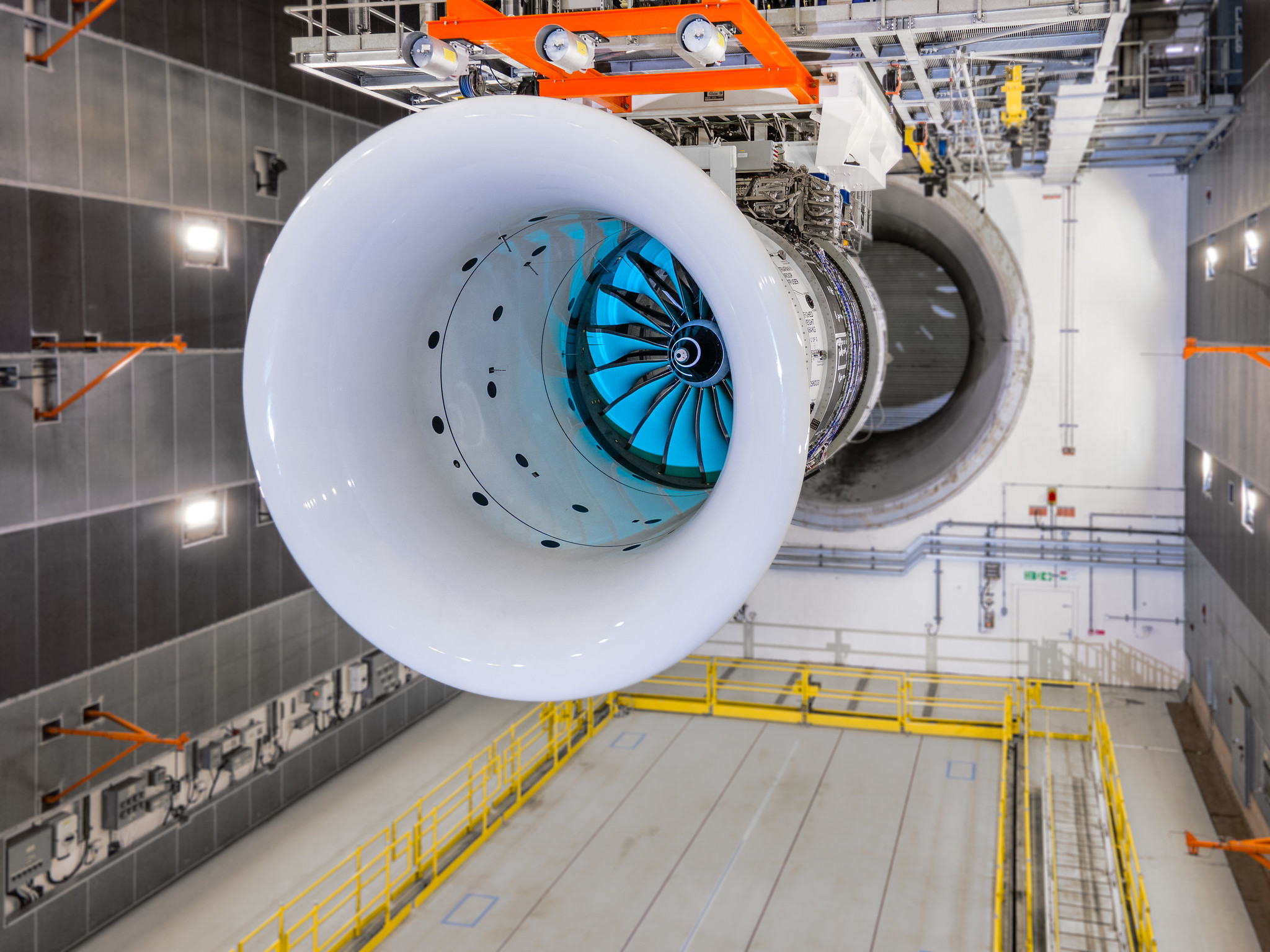 Rolls-Royce successfully tests its new UltraFan technology demonstrator