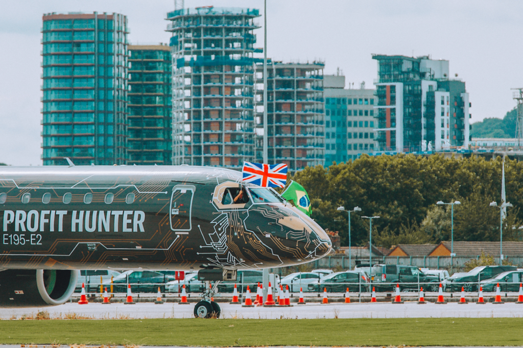 Embraer's E195-E2 lands at London City airport